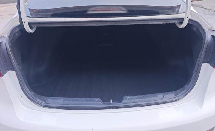 起亚 K3 2013款 1.6L 手动GLS