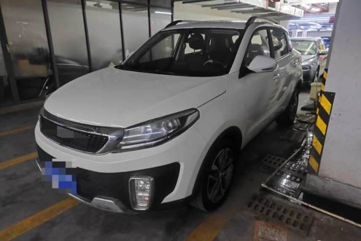 北汽昌河 Q35 1.5L 自动炫酷版