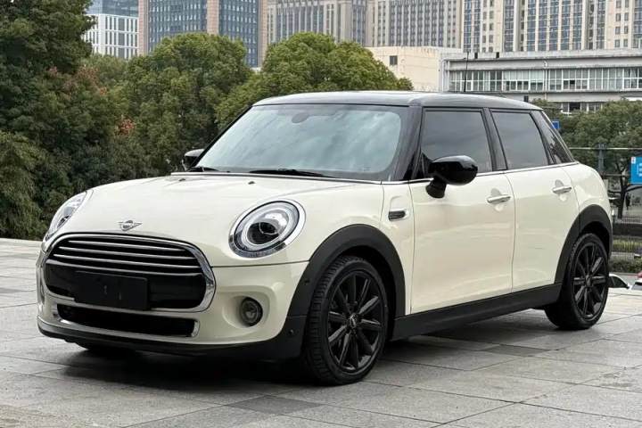 MINI  1.5T COOPER 经典派 五门版
