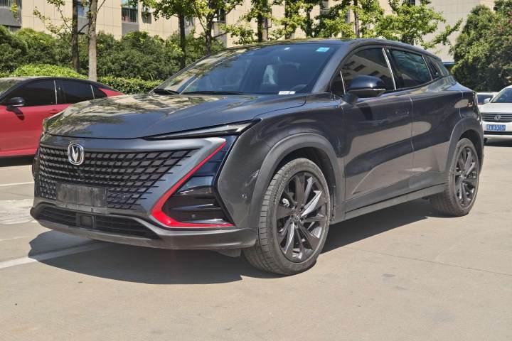 长安 UNI-T 1.5T 旗舰型