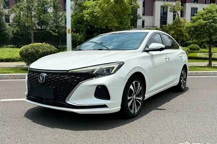 长安 逸动 PLUS 蓝鲸NE 1.4T GDI DCT锋尚型