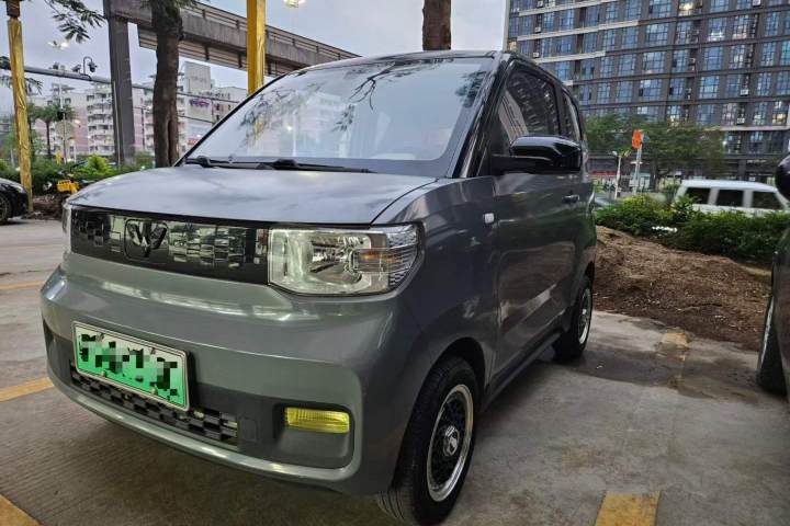 五菱汽车 宏光MINIEV 马卡龙夹心款 120km 三元锂