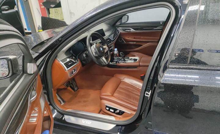 宝马 7系 2018款 M760Li xDrive
