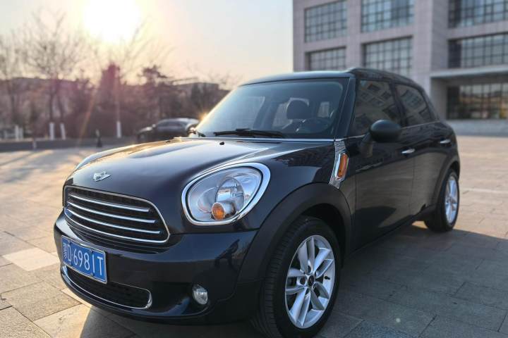 MINI  COUNTRYMAN 1.6T COOPER ALL4 Fun