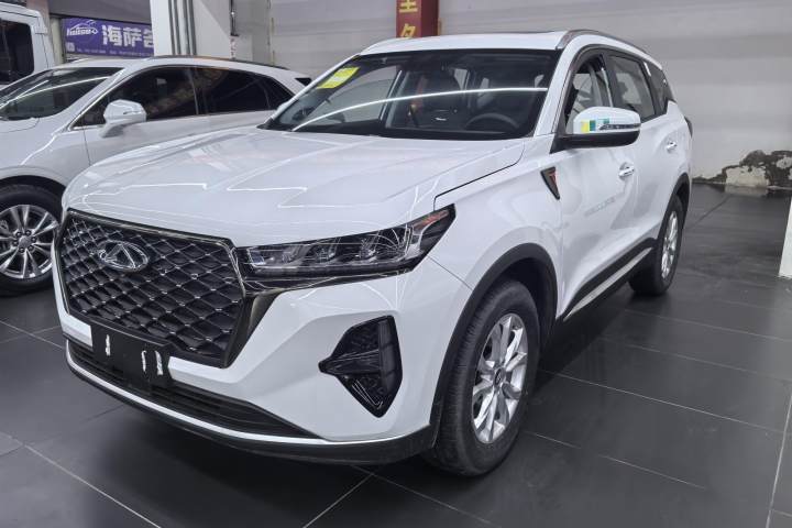 奇瑞 瑞虎7 卓越版  1.5T CVT尊贵版