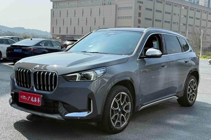 宝马 X1 xDrive25Li X设计套装