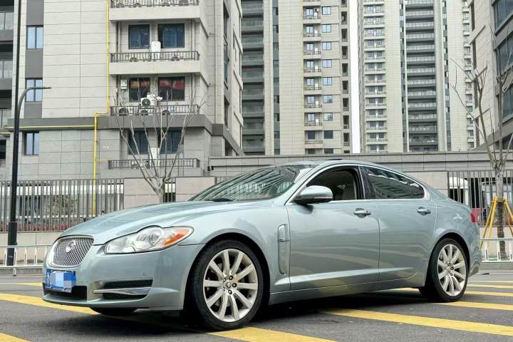捷豹 XF 2011款 XF 3.0 V6 75周年纪念版
