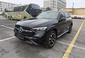 奔驰 GLC 2024款 改款 GLC 260 L 4MATIC 豪华型 5座