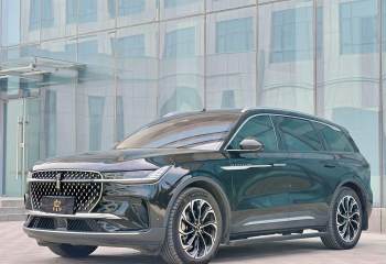 林肯 航海家 2023款 2.0T 四驱尊睿版
