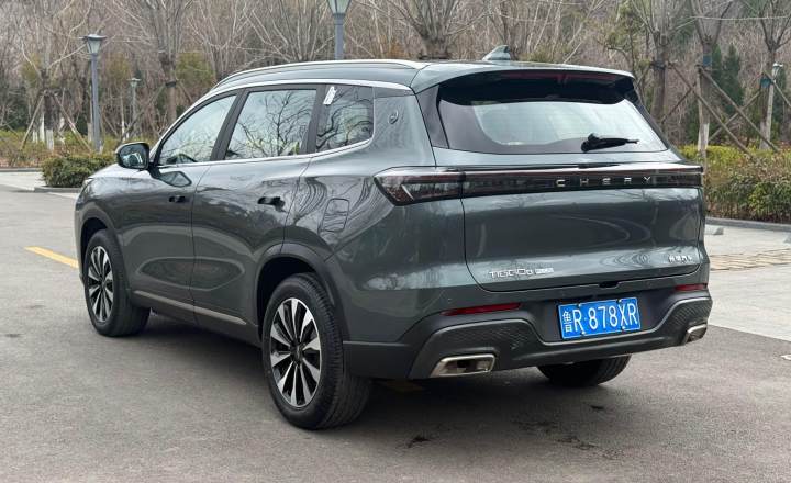 奇瑞 瑞虎8 PLUS 2025款 290TGDI DCT尊贵型