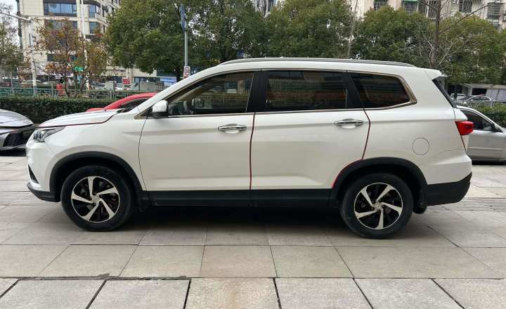 北汽幻速 S7 2018款 1.5T 自动尊贵型