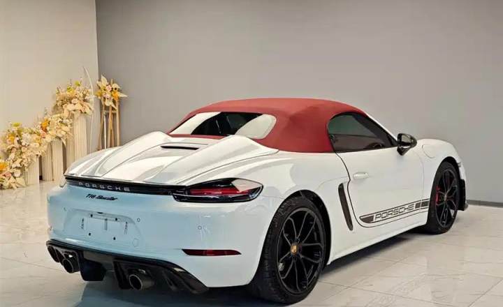 保时捷 718 2023款 Boxster Style Edition 2.0T