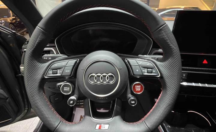 奥迪 S4 2023款 S4 3.0TFSI