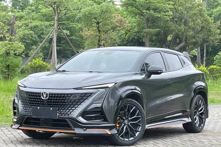 长安 UNI-T 1.5T 旗舰型