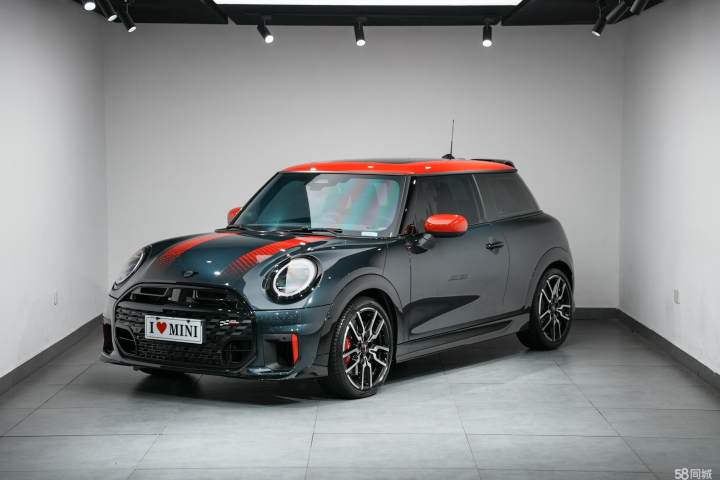 MINI  JCW JOHN COOPER WORKS