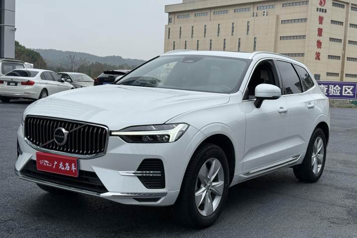 沃尔沃 XC60 B5 四驱智远豪华版