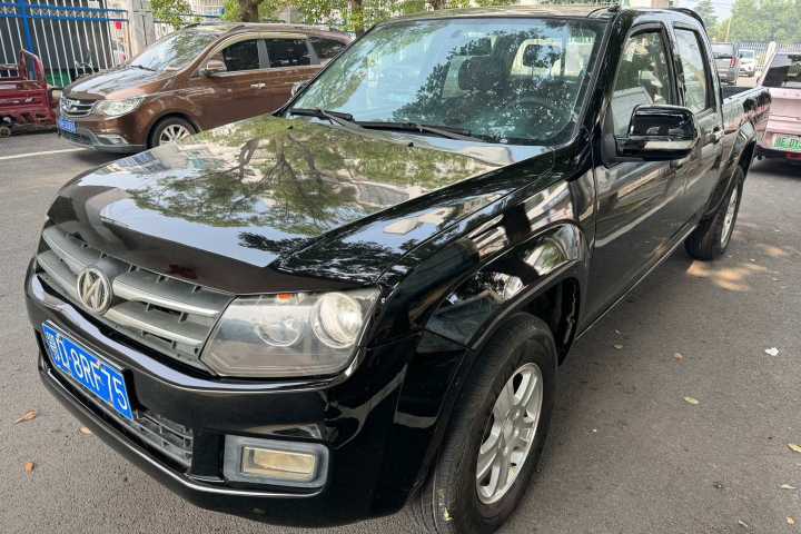 骐铃汽车 骐铃T7 2.8T两驱尊贵版加长轴距JE493ZLQ4CB