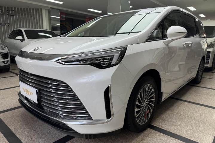 别克 世纪 2.0T 七座臻享版