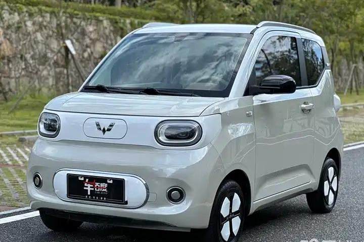 五菱汽车 宏光MINIEV 第三代 215km 进阶版