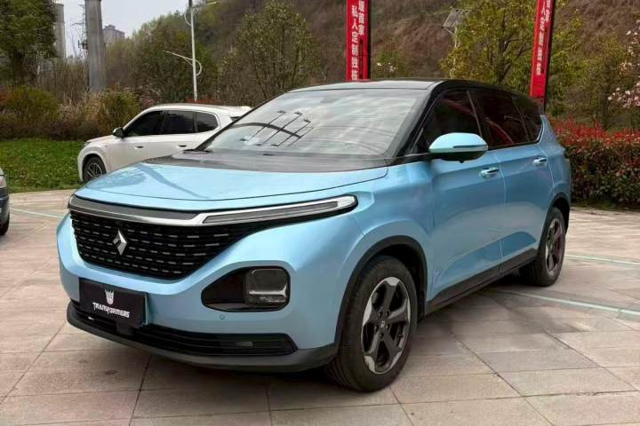 宝骏 RM5 2019款 1.5T CVT 24小时在线豪华型 5座