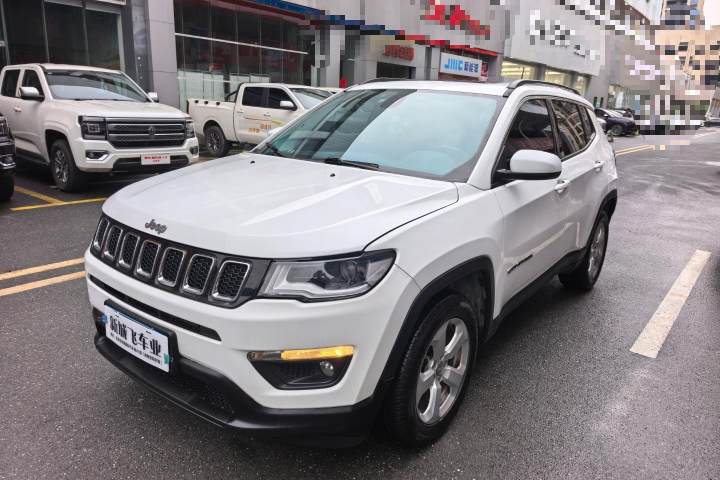 Jeep 指南者 200T 自动家享版