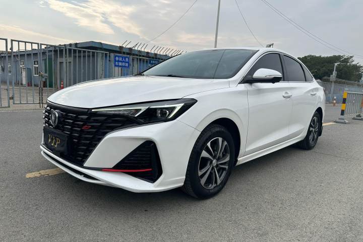 长安 逸动 2023款 畅享版 PLUS 蓝鲸NE 1.4T GDI DCT尊贵版