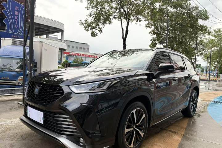 丰田 皇冠陆放 2023款 2.5L HEV四驱旗舰版