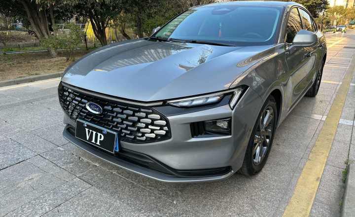 福特 蒙迪欧 2025款 2.0T EcoBoost 豪华型