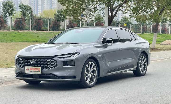 福特 蒙迪欧 2023款 EcoBoost 245 至尊型