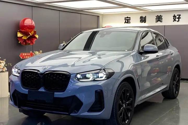 宝马 X4 2022款 xDrive 30i M运动曜夜套装