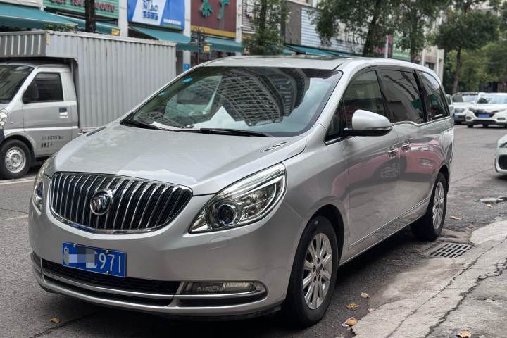别克 GL8 3.0L GT豪华商务豪雅版