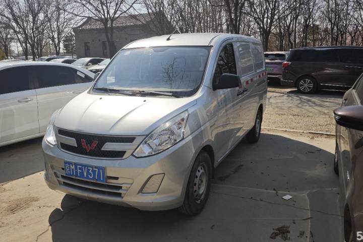 五菱汽车 五菱荣光V 1.5L厢式运输车实用型