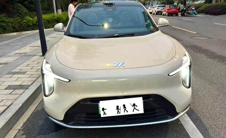 智己汽车 智己LS6 2026款 增程 52 Max