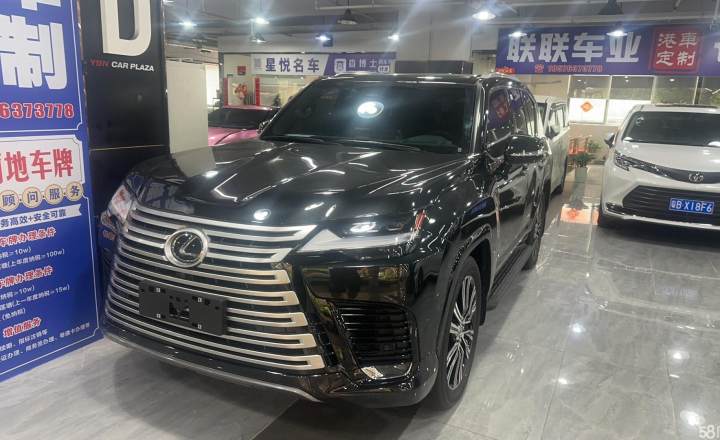 雷克萨斯 LX 2025款 700h 领界版