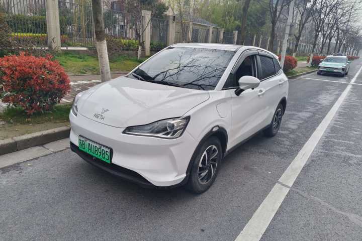 哪吒汽车 哪吒V 网约定制版