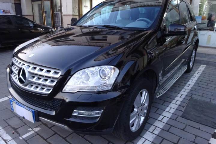 奔驰 M级 2010款 ML 300 4MATIC