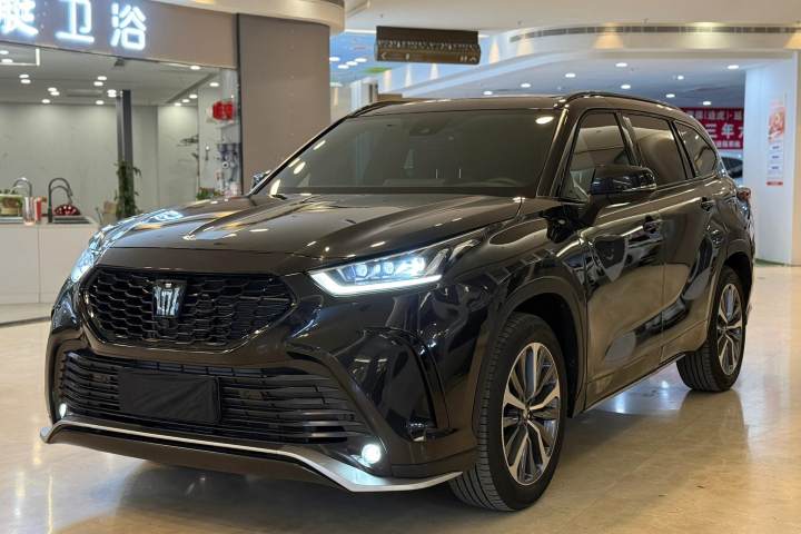丰田 皇冠陆放 2024款 2.5L HEV四驱尊贵版