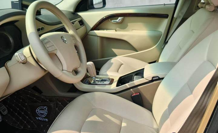 沃尔沃 S80L 2009款 2.5T 智尊版