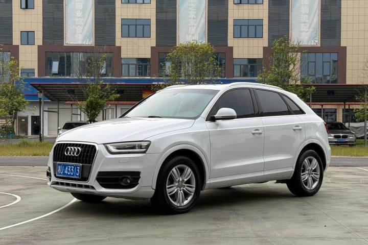 奥迪 Q3 2013款 35 TFSI quattro 技术型