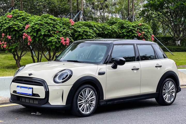 MINI  1.5T COOPER 艺术家 五门版