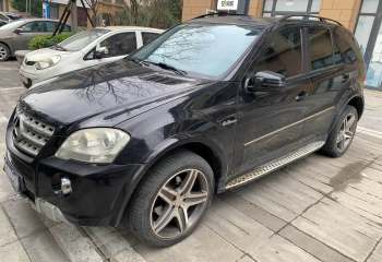 奔驰 M级 ML 300 4MATIC