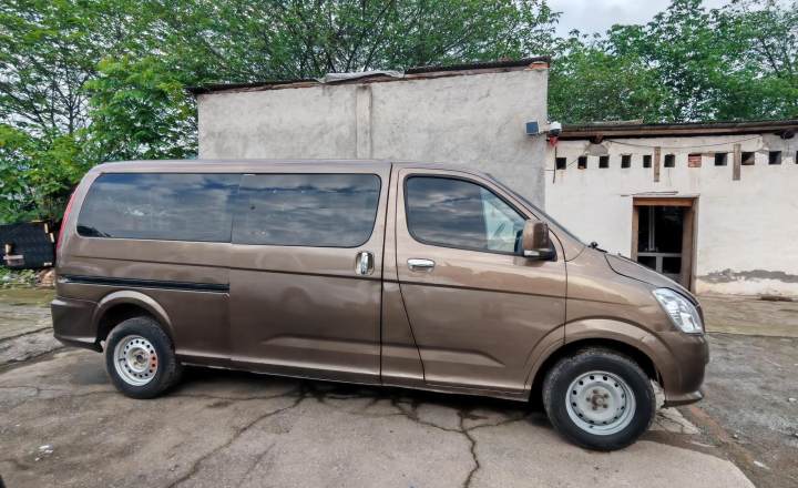 福田 风景G5 2019款 2.0L平顶长轴7座多用途乘用车4G63S4M