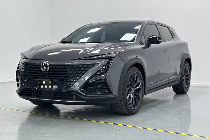 长安 UNI-T 2.0T 尊贵型