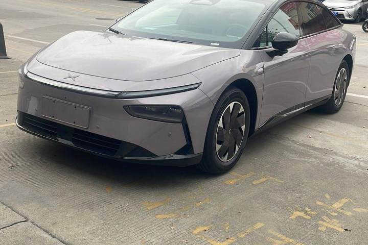 小鹏 P7 长续航 Max