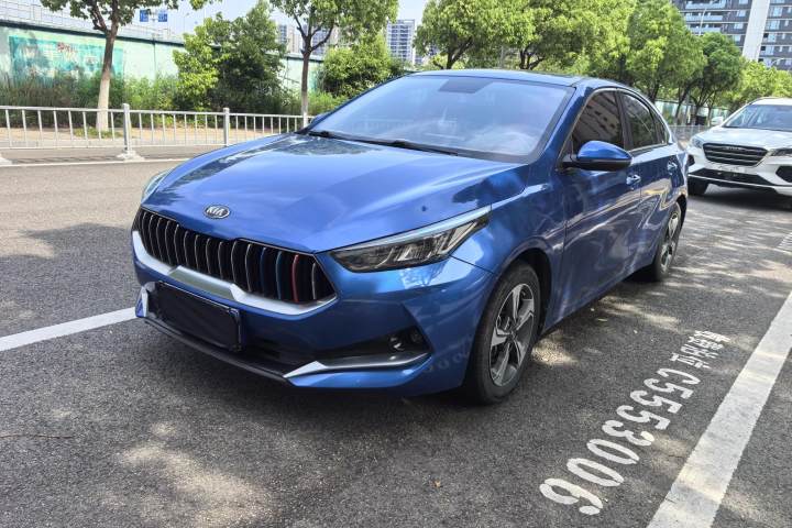 起亚 K3 1.5L CVT智享互联版