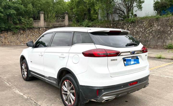 吉利汽车 博越 2018款 1.8TD 自动两驱智联型4G互联版