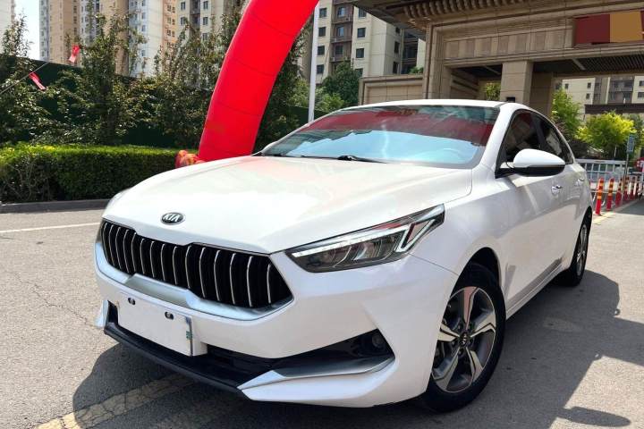 起亚 K3 1.5L CVT智享互联版
