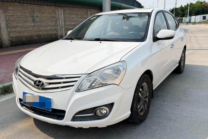 现代 悦动 2015款 1.6L 自动舒适型