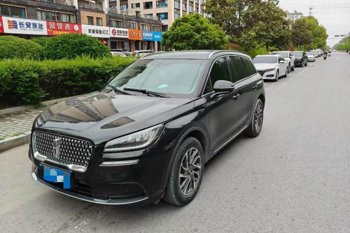 林肯 冒险家 2022款 2.0T 两驱尊享版