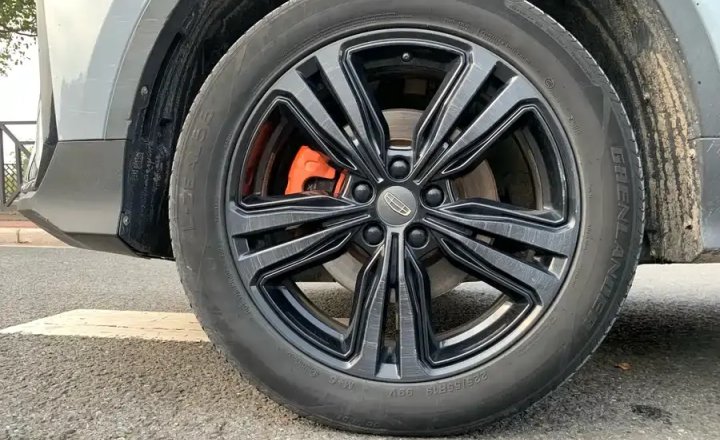 吉利汽车 博越 2022款 博越X 1.8TD DCT智联型